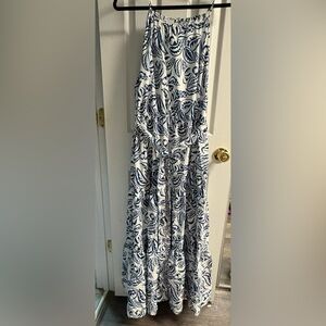 Women’s plus size floral maxi dress